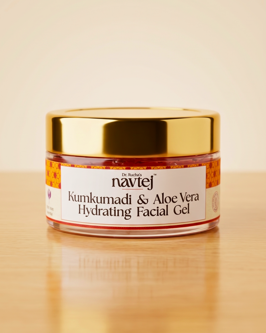 Kumkumadi Tailam आणि Kumkumadi Aloe Vera Gel